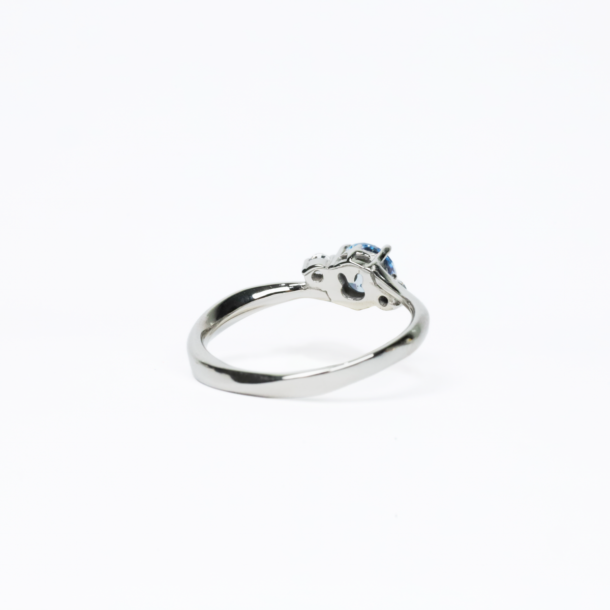 Moonlit Pursuit Ring